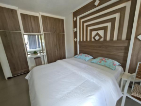 Sunny Bay Apartments